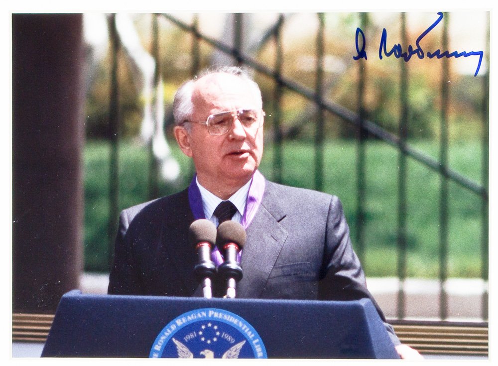 MIKHAIL GORBACHEV: MIKHAIL GORBACHEV (b. 1931) General Secretary of the Soviet Union's Communist Party who instituted policies of government openness and restructuring. Fine S.P. 10" x 8" color showing Gorbachev at a po
