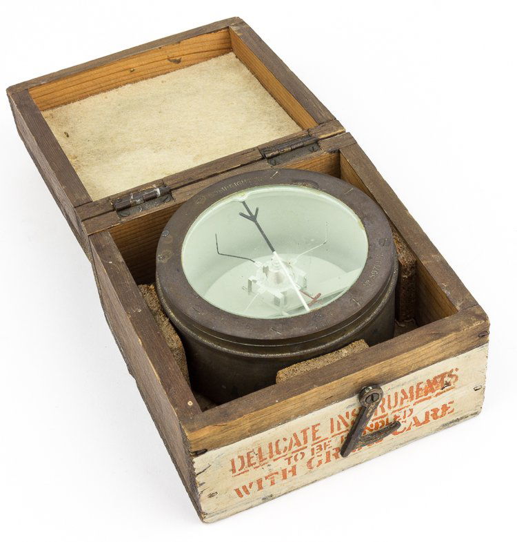 BRITISH BOMB SIGHT COMPASS (1 of 3)