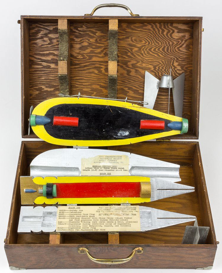 CUTAWAY MODEL AERIAL BOMBS AND CASE (1 of 2)