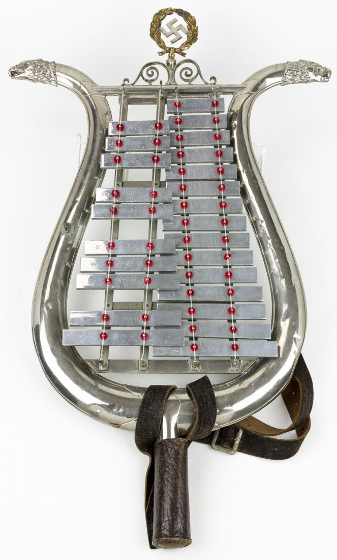 NAZI GERMAN GLOCKENSPIEL