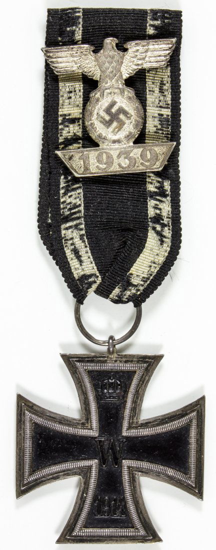IRON CROSS, 2ND CLASS WITH SPANGE (1 of 2)