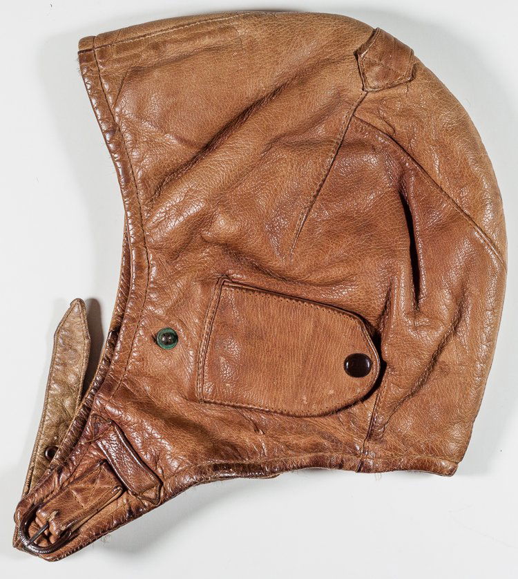 ANTIQUE AVIATOR'S CAP (1 of 2)