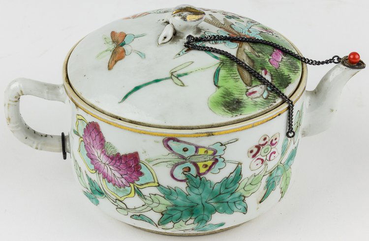 CHINESE ENAMELED PORCELAIN TEA POT (1 of 3)