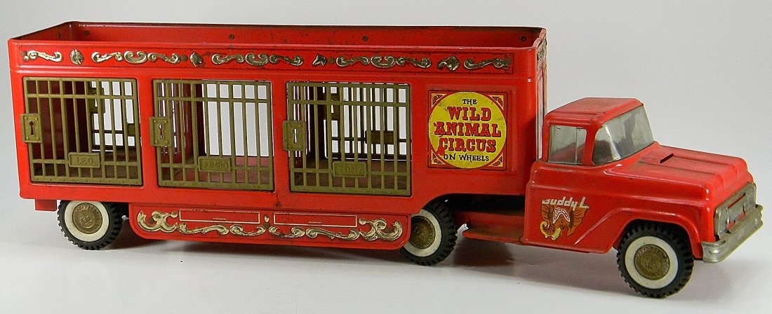 Buddy L Metal Truck "The Wild Animal Circus": Buddy L Metal Truck "The Wild Animal Circus On Wheels". Approx 7.5'' h by 25'' long.