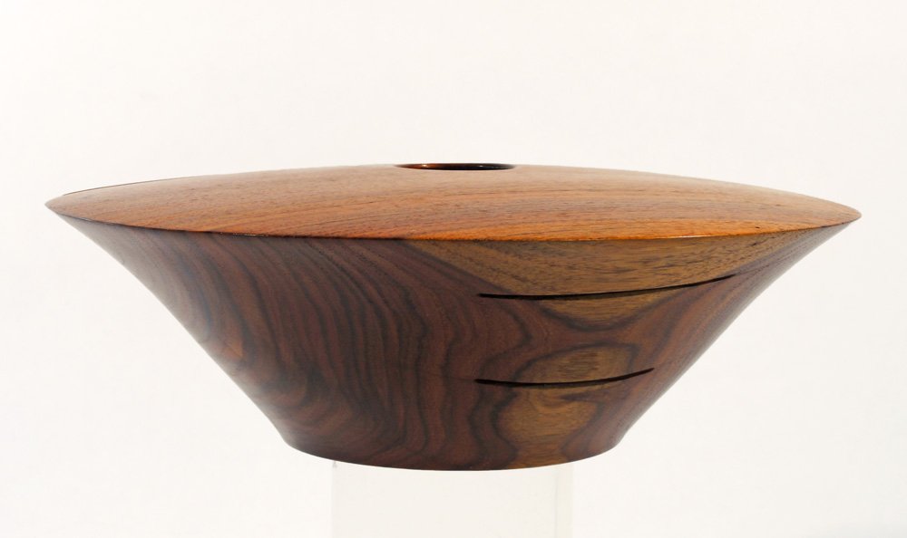 Mid Century David Ellsworth Turned Kingwood Bowl Vase: Very finely turned David Ellsworth Kingwood bowl, done in exotic and very difficult to turn Kingwood. The bowl is signed Ellsworth 79 , on the bottom, and marked as Kingwood. Height 3 Inches (7.5 cm)