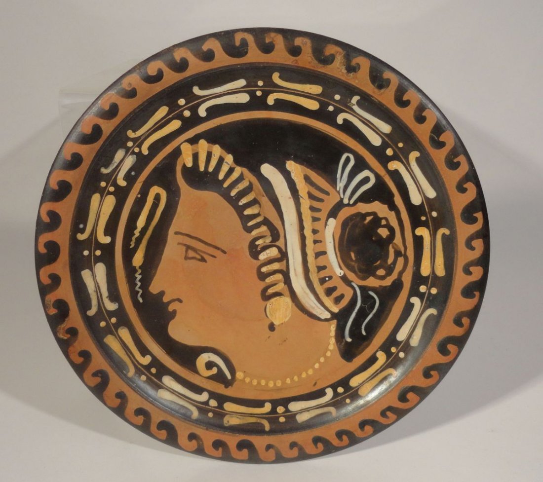 Greco-Roman Greek Apulian Pottery Lady of Fashion (1 of 10)