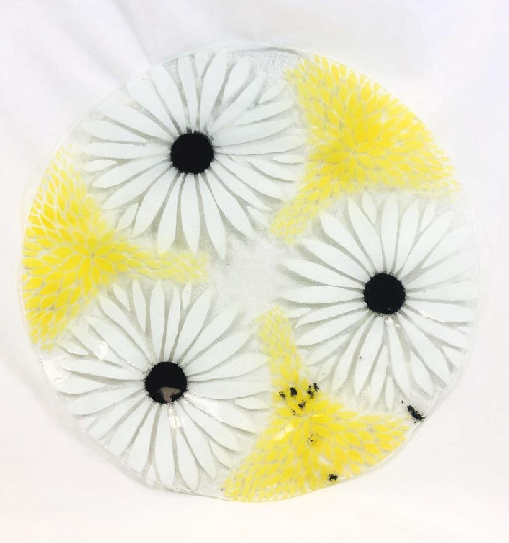 LOVELY DECO DAISY FLOWER GLASS PLATTER: 14"W MINT CONDITION
