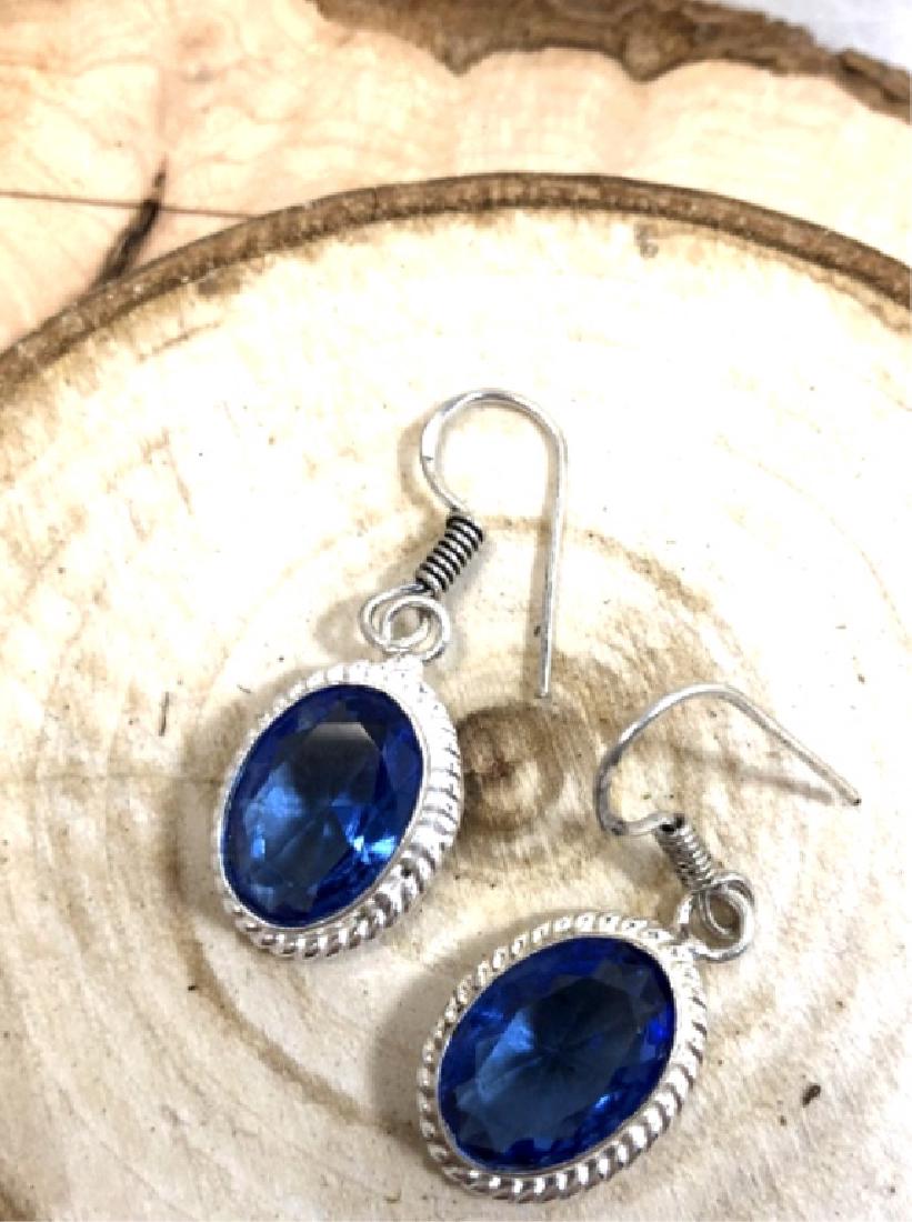 ELEGANT 10CT ROYAL BLUE QUARTZ STERLING EARRINGS (1 of 1)