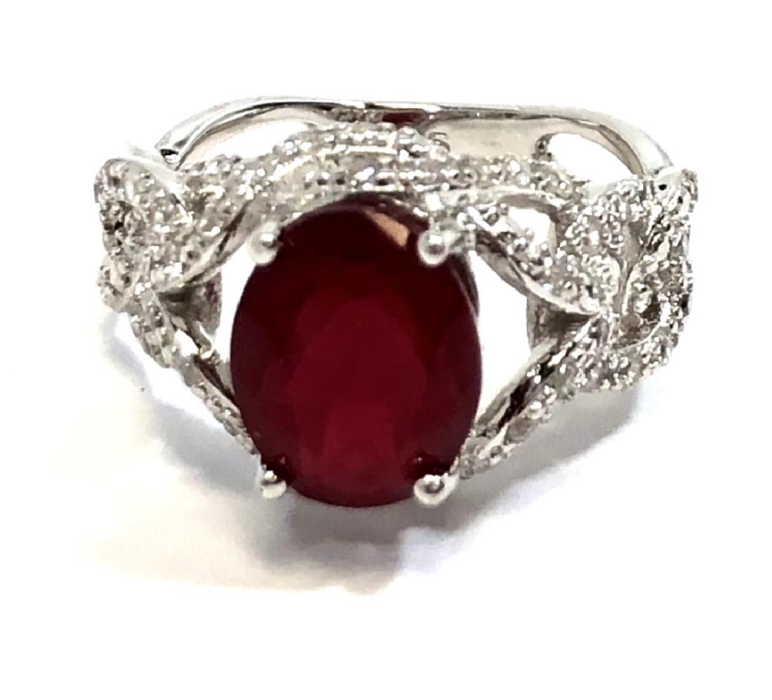 PRETTY 3CT OVAL FACETED CUT GARNET/DIAMOND RING (1 of 1)