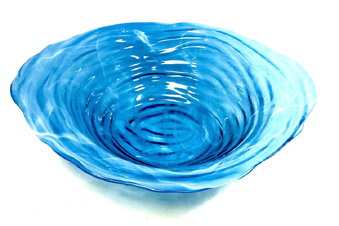 GORGEOUS IRRIDESCENT SKY BLUE MURANO BOWL (1 of 2)