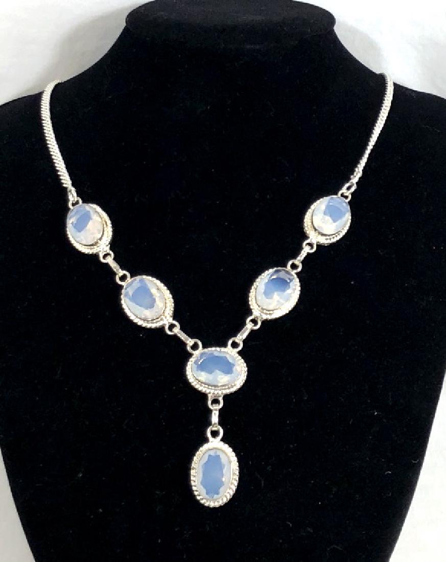 BEAUTIFUL FACETED MOONSTONE STERLING NECKLACE (1 of 1)