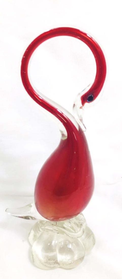 PRETTY RED MURANO GLASS SWAN SCULPTURE: 8"H MINT CONDITION