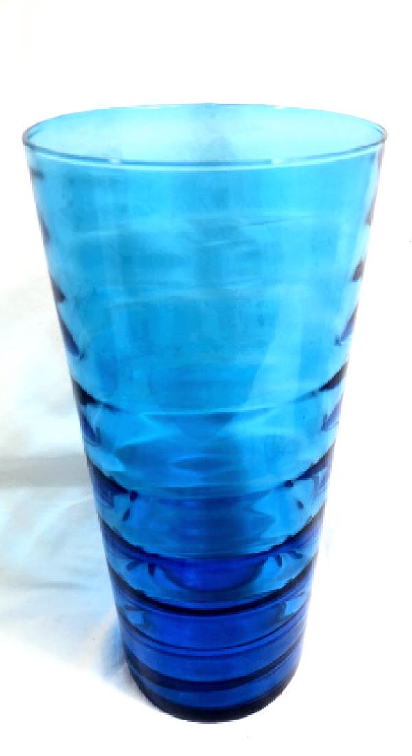 FANTASTIC BRIGHT TEAL WAVY GLASS TALL VASE: 11.5"H MINT CONDITION