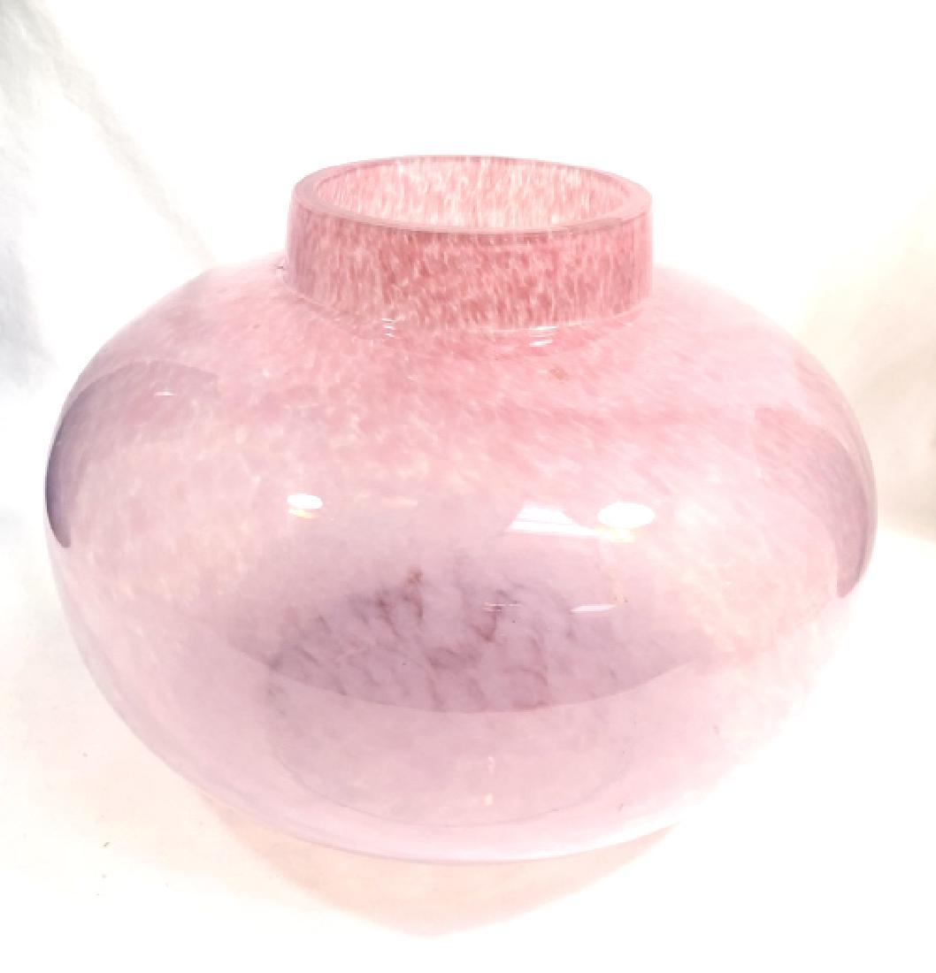 LOVELY SIGNED PASTEL PINK SPECKLE MURANO VASE (1 of 1)