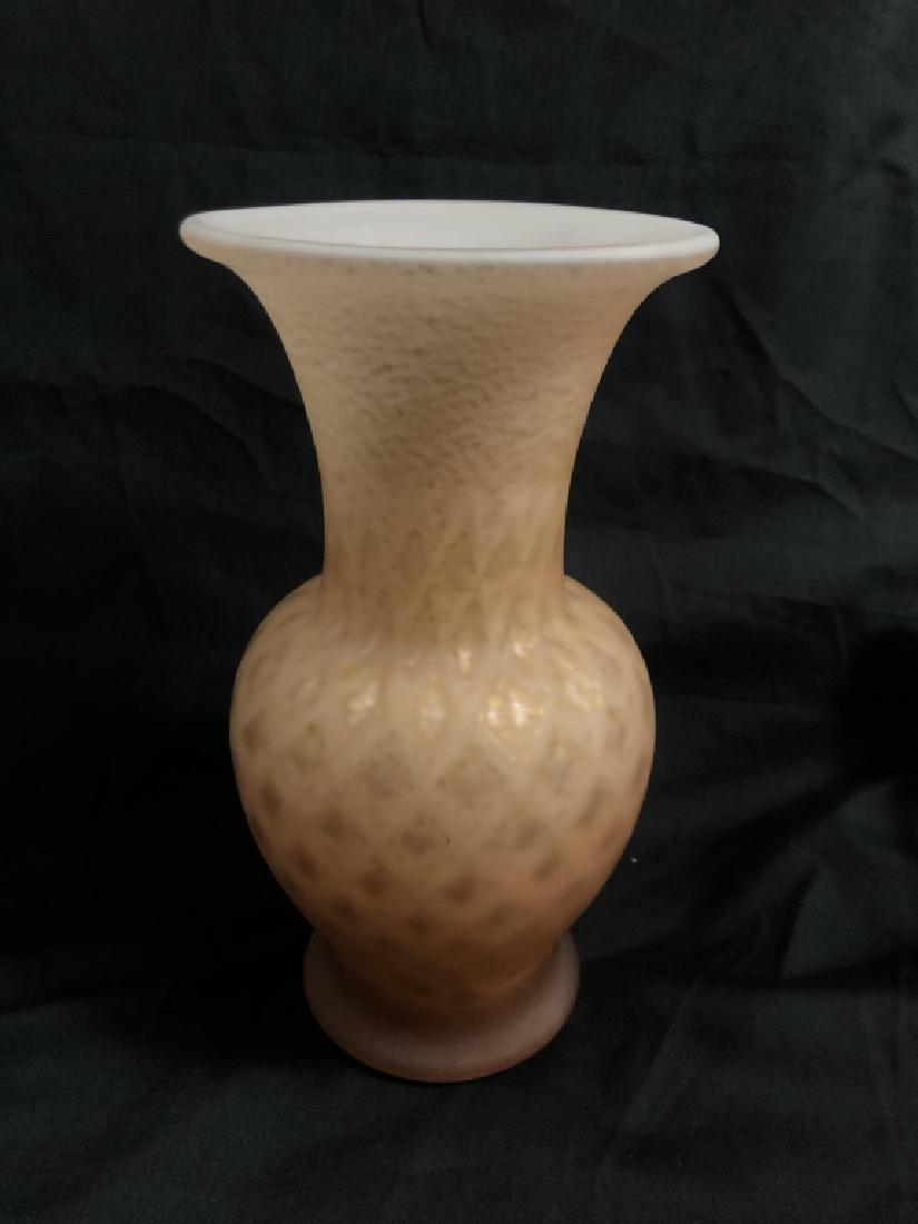 LOVELY VINTAGE FROSTED PINK CASED GLASS VASE (1 of 1)