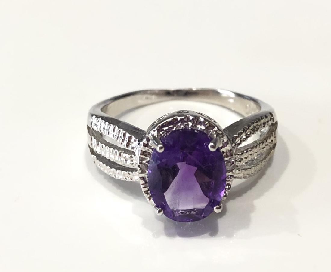 SHIMMERING RAISED SET 3CT OVAL LAVENDAR AMETHYST RING (1 of 1)