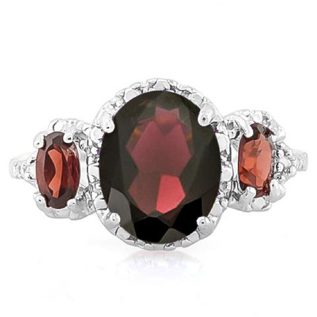 STUNNING DEEP RED 4CT GARNET ESTATE RING: STERLING SILVER SIZE 8