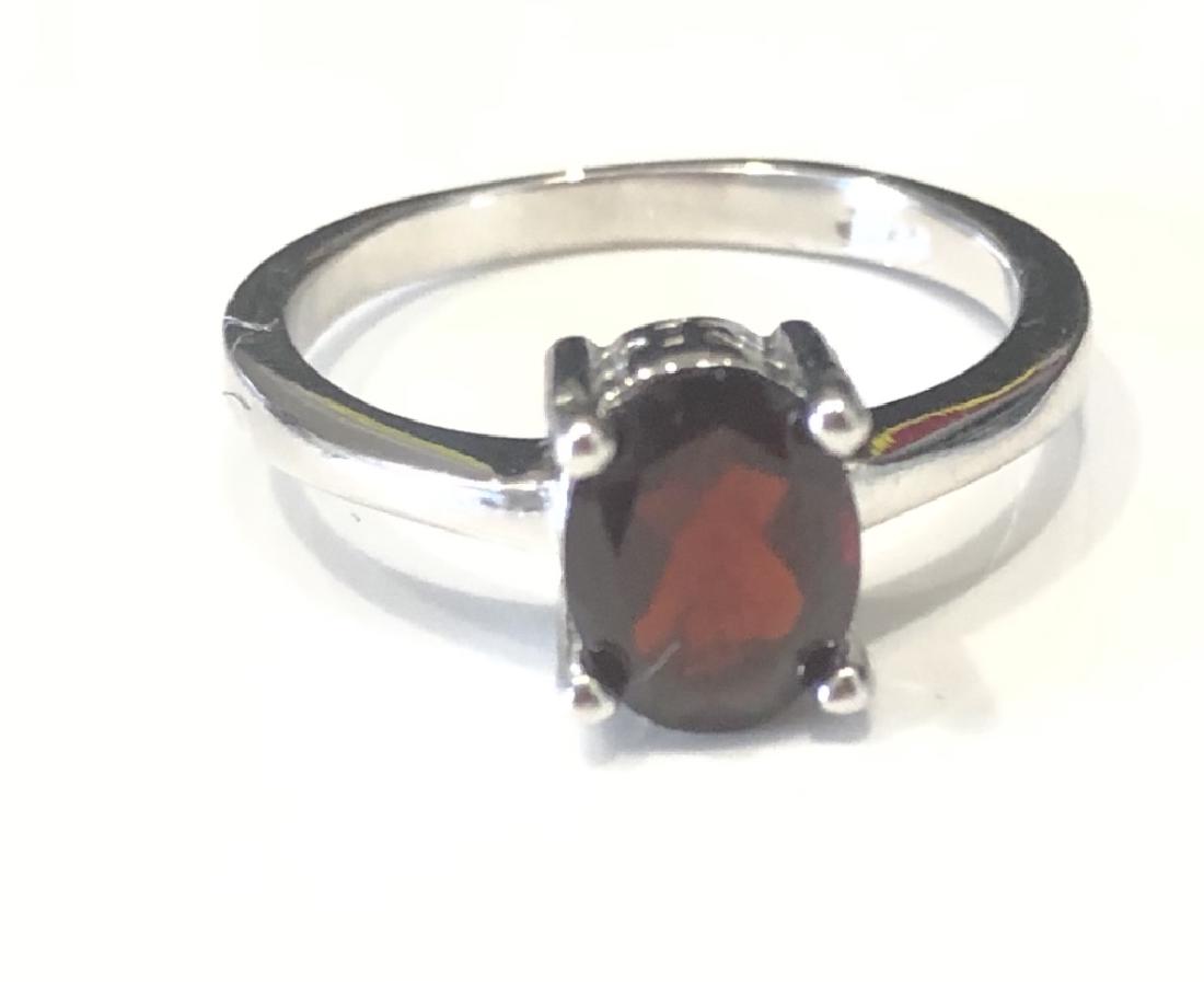 ELEGANT 1CT OVAL DEEP RED GARNET SOLITAIRE RING: STERLING SILVER SIZE 6
