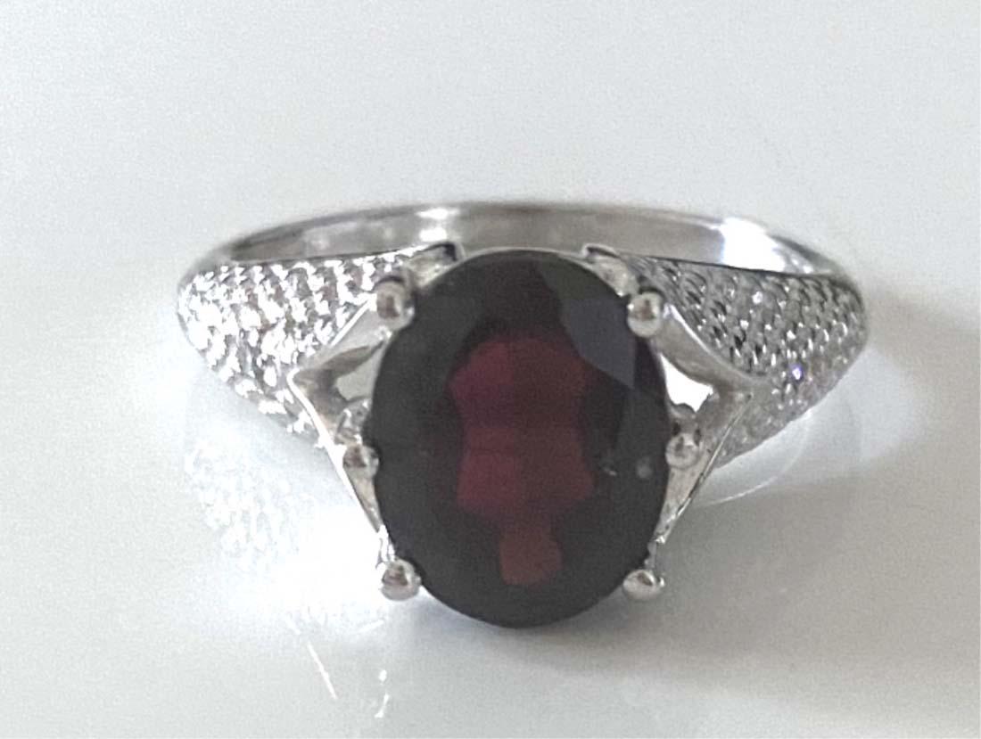 EXCELLENT RED GARNET 3CT STERLING SOLITAIRE RING: SIZE 7