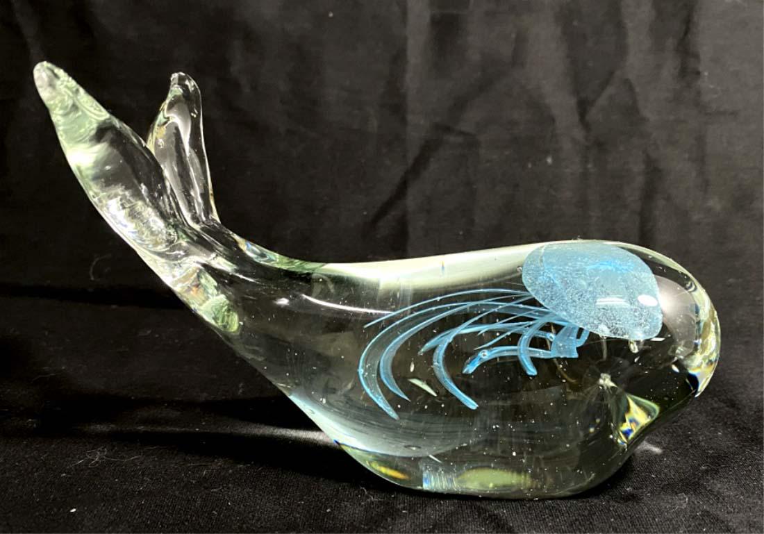 UNIQUE JELLYFISH IN WHALE BELLY GLASS SCULPTURE: 6"L MINT CONDITION