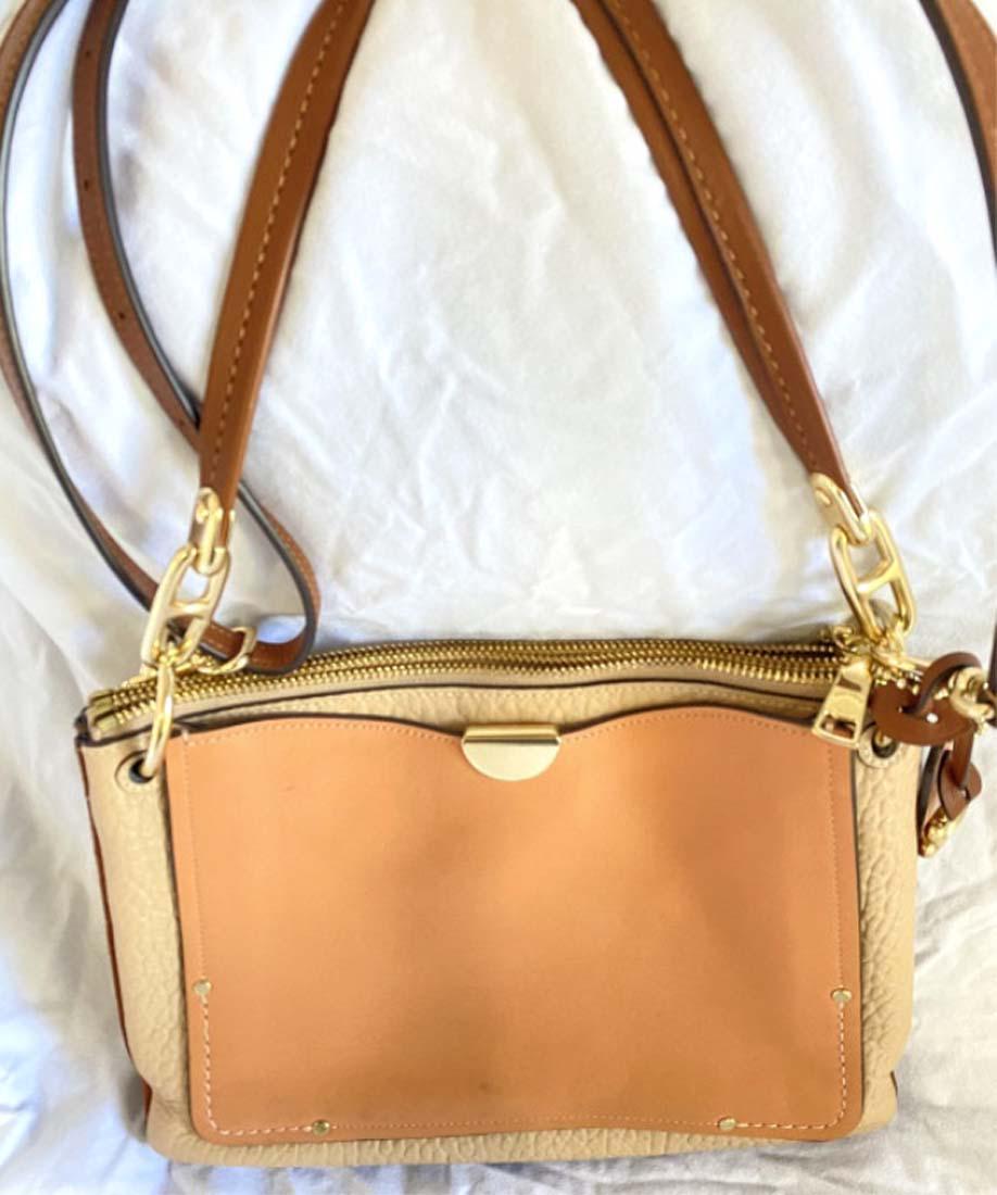 COACH BEIGE LEATHER SHOULDER BAG: GOOD USED CONDITION