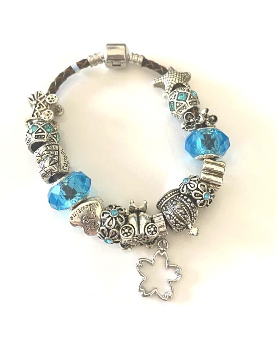 AMAZING MURANO GLASS BEAD MULTI CHARM BRACELET (1 of 1)