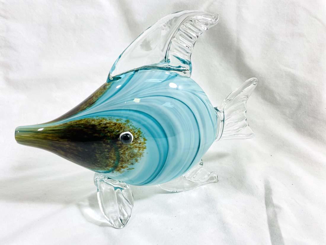 UNIQUE TEAL LONG SNOUT ART GLASS FISH SCULPTURE (1 of 1)