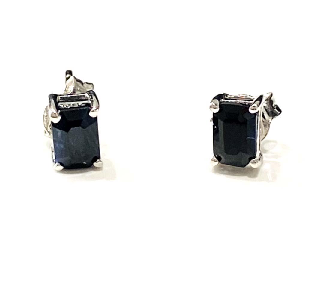 FANTASTIC BLACK SAPPHIRE 1CT STERLING EARRINGS (1 of 1)