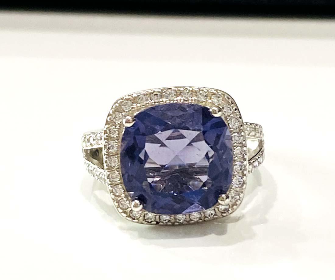 BEAUTIFUL LAVENDER QUARTZ 5CT COCKTAIL RING (1 of 1)