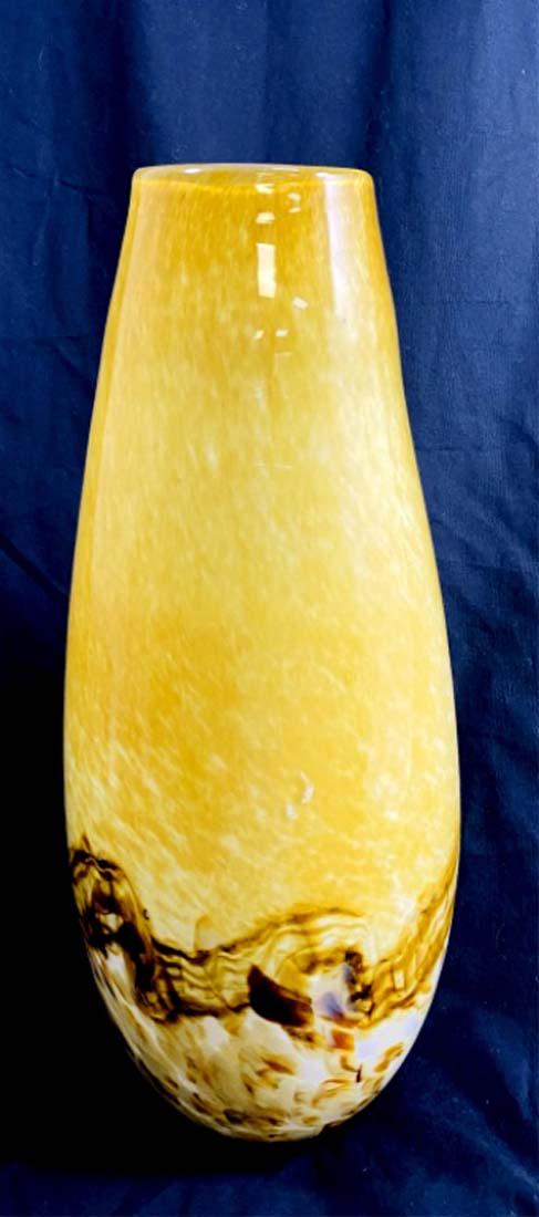 GORGEOUS TALL DECO ART GLASS AMBER SHADES VASE (1 of 1)