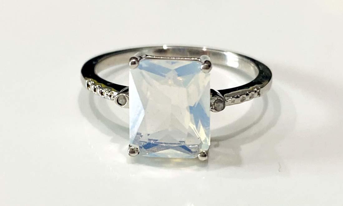 PRISTINE 3CT PRINCESS CUT FIRE OPAL STERLING RING (1 of 1)