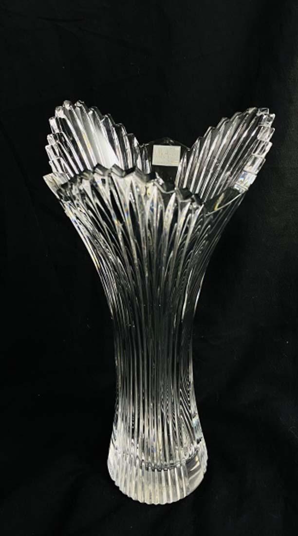 FABULOUS MIKASA DECO CRYSTAL VASE (1 of 1)