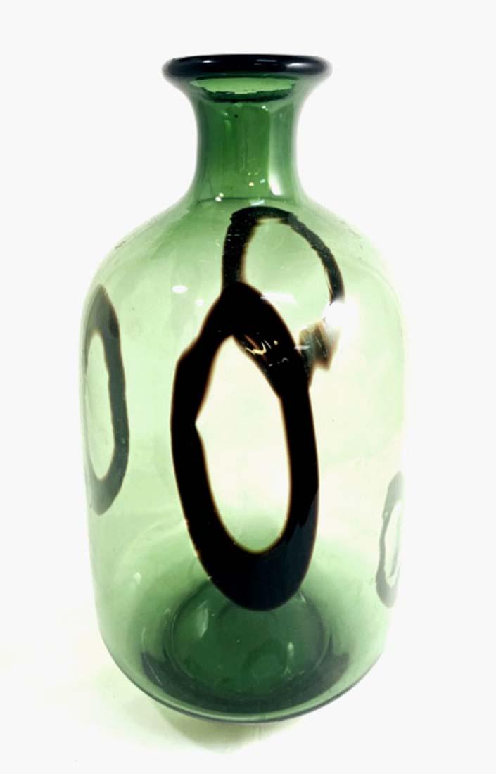DECO GREEN ABSTRACT MID CENTURY ART GLASS VASE (1 of 1)