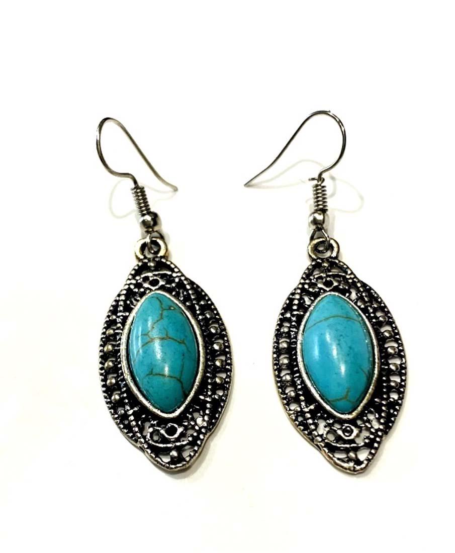TRENDY TURQUOISE DANGLE EARRINGS (1 of 1)