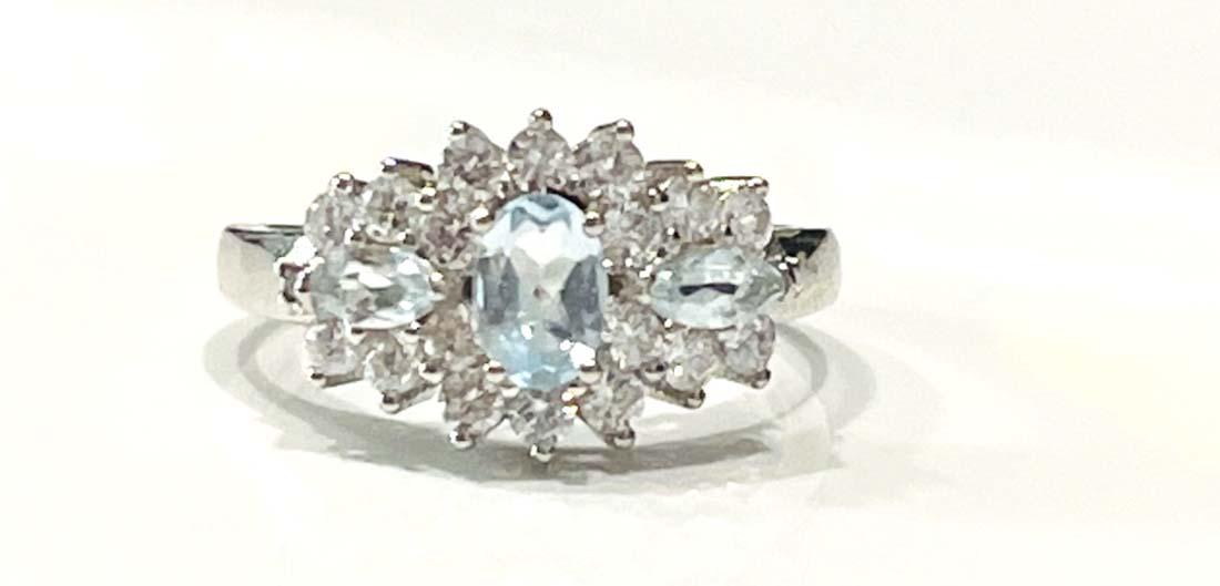 GLAM BLUE AND WHITE TOPAZ 3CT STERLING SILVER RING (1 of 1)