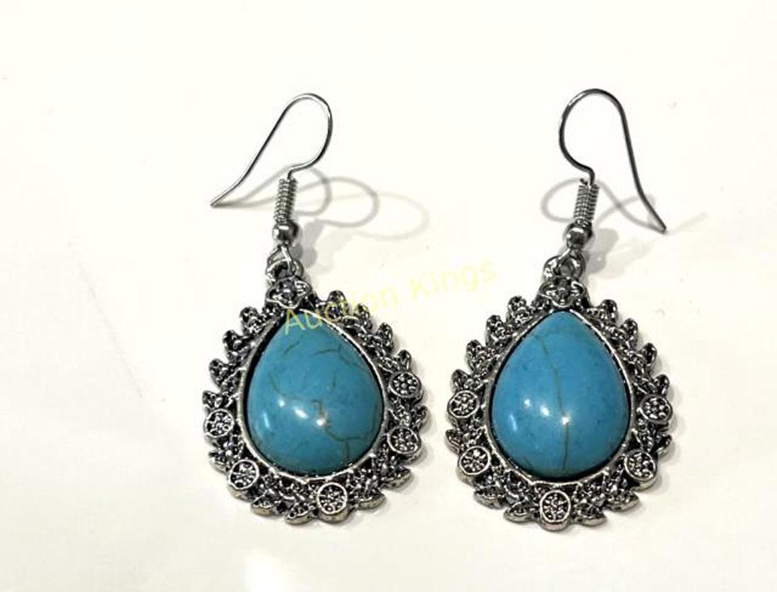TRENDY TURQUOISE LADIES DANGLE EARRINGS (1 of 1)