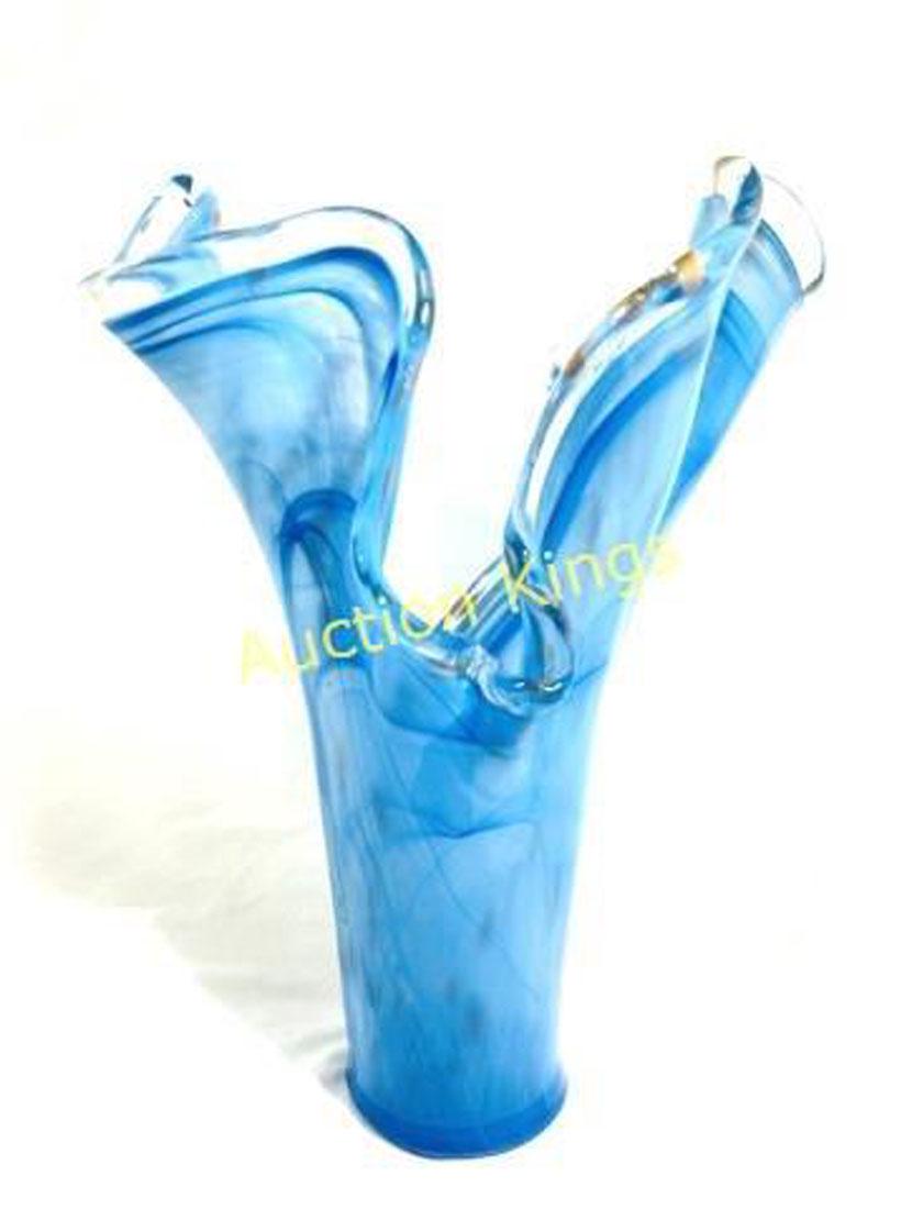 STUNNING GOLD SPOT MURANO BLUE GLASS WAVE VASE (1 of 1)