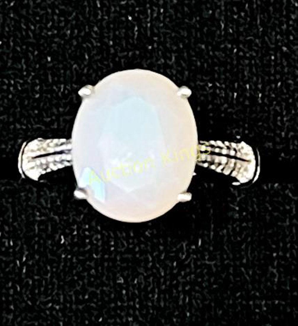 DAZZLING 4CT FACETED FIRE OPAL STERLING OVAL RING (1 of 1)