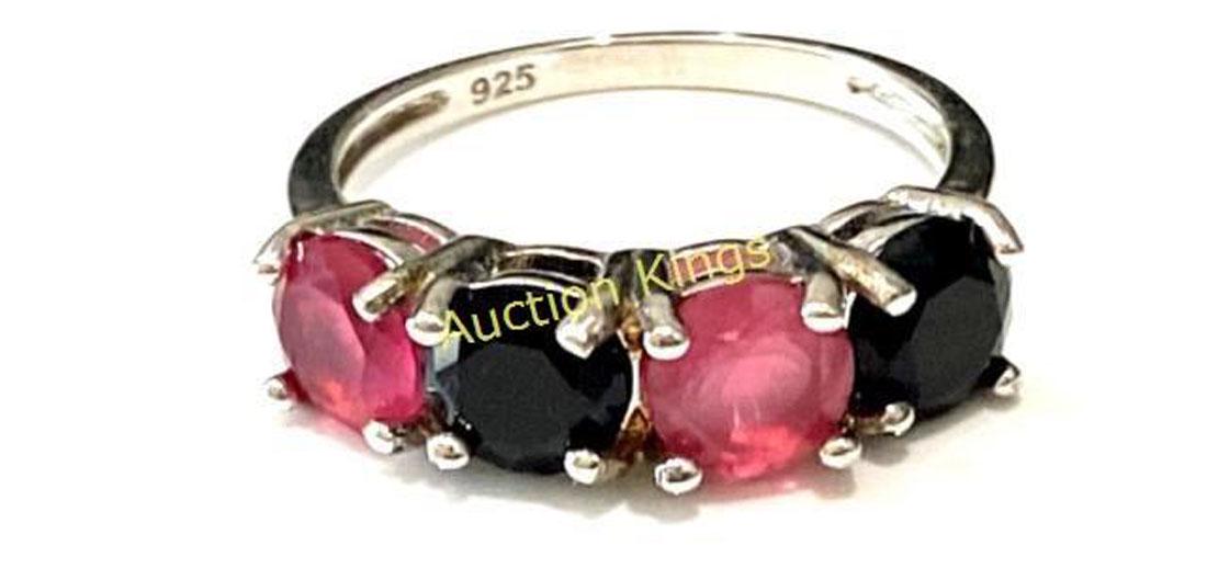 COOL RED AND BLACK QUARTZ 4CT STERLING SILVER RING (1 of 1)