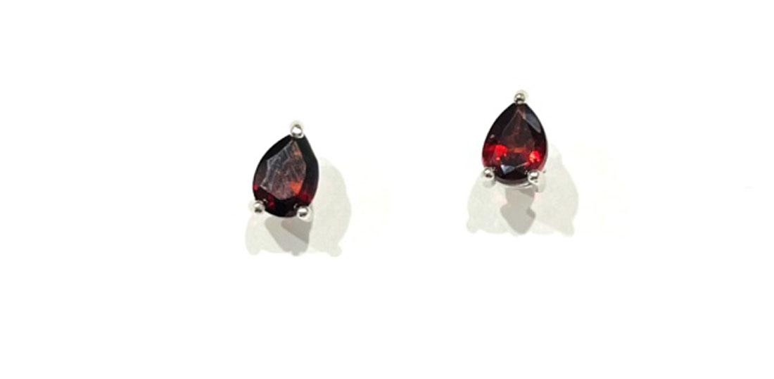 ELITE 1CT GARNET GEMSTONE SOLITAIRE EARRINGS (1 of 1)