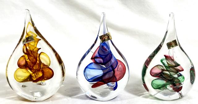LOT OF 3 SIGNED MARIAN PYRCAK CRYSTAL PAPERWEIGHTS (1 of 1)