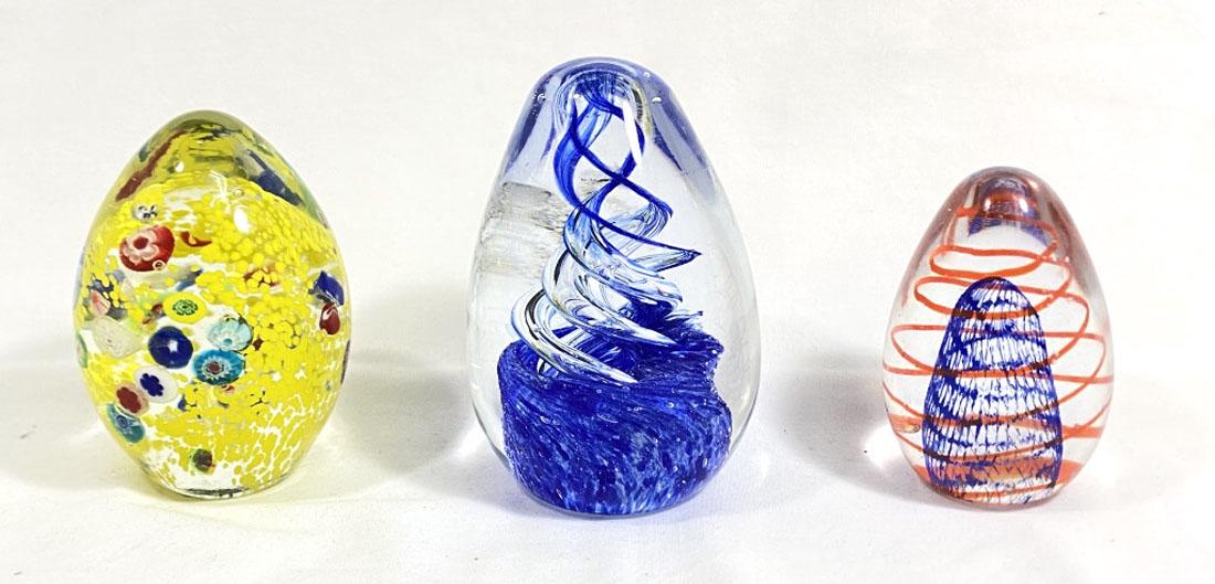 EXQUISITE LOT OF 3 MURANO 3D GLASS PAPERWEIGHTS (1 of 1)