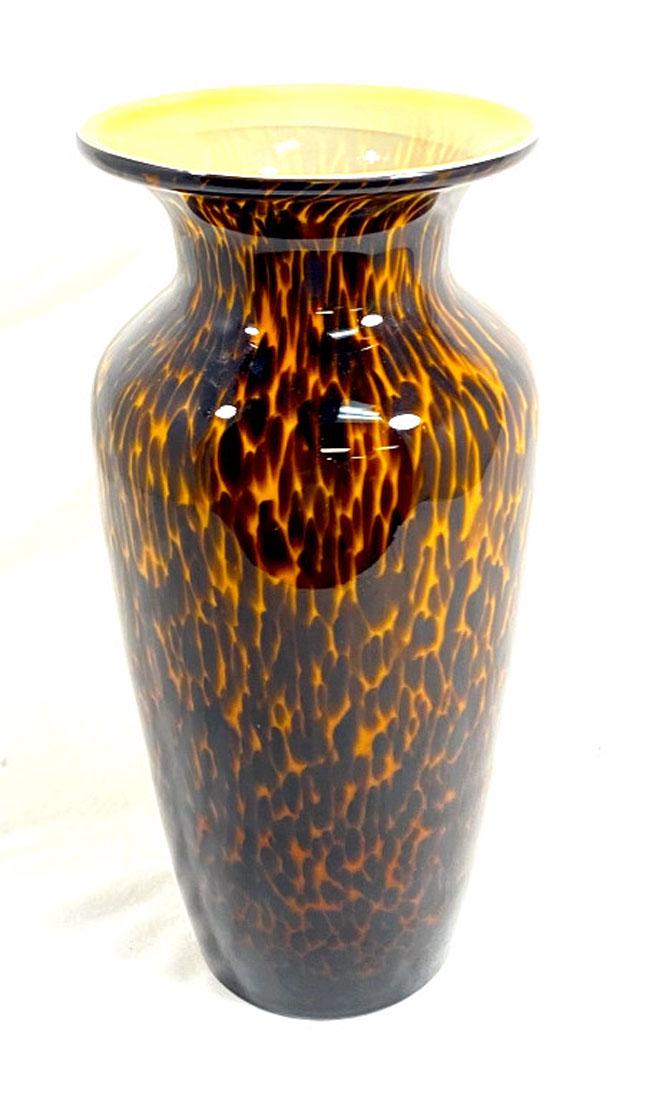 FANTASTIC CHEETAH SPOT MURANO GLASS VASE (1 of 1)