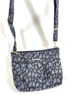 TRAVELON WOMEN'S CROSSBODY LEOPARD PRINT: USED GOOD CONDITION