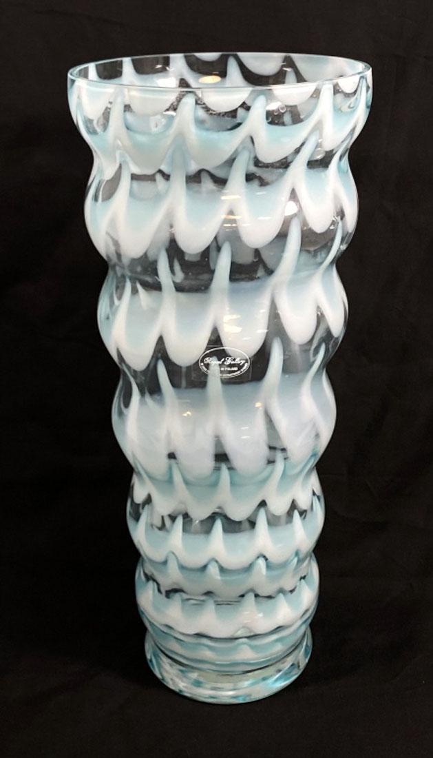 ROYAL GALLERY PULLED TEAL/WHITE LINES GLASS VASE (1 of 1)