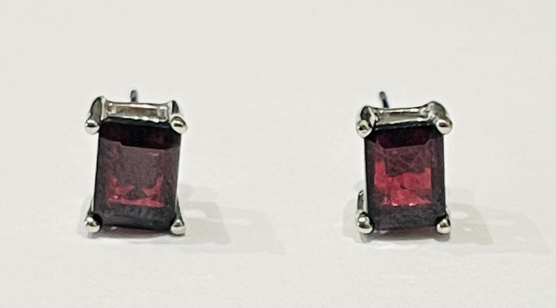 SHIMMERING PRINCESS CUT GARNET SOLITAIRE EARRINGS (1 of 1)