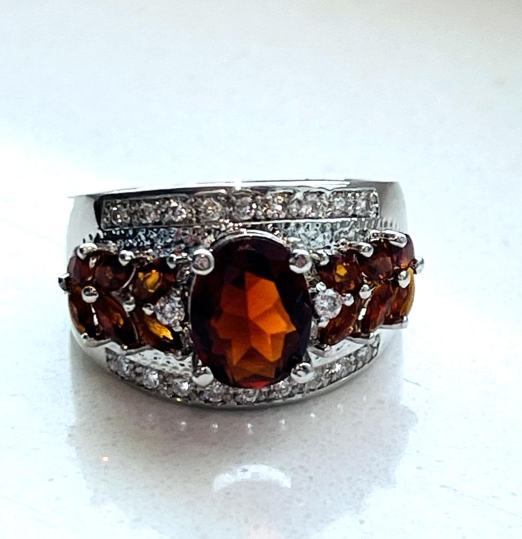 EXQUISITE STERLING SILVER RED QUARTZ COCKTAIL RING (1 of 1)