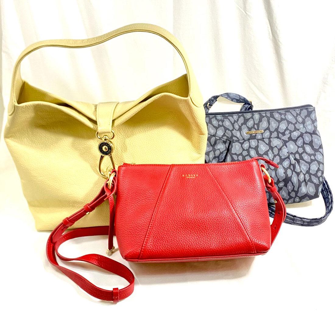 LOT OF 3 ASSORTED LADIES HANDBAGS (1 of 1)