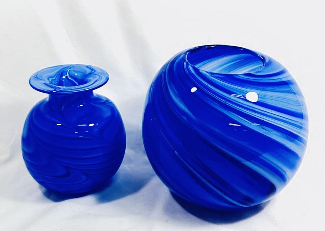 STUNNING (2) HAND BLOWN BLUE ART GLASS VASES (1 of 1)