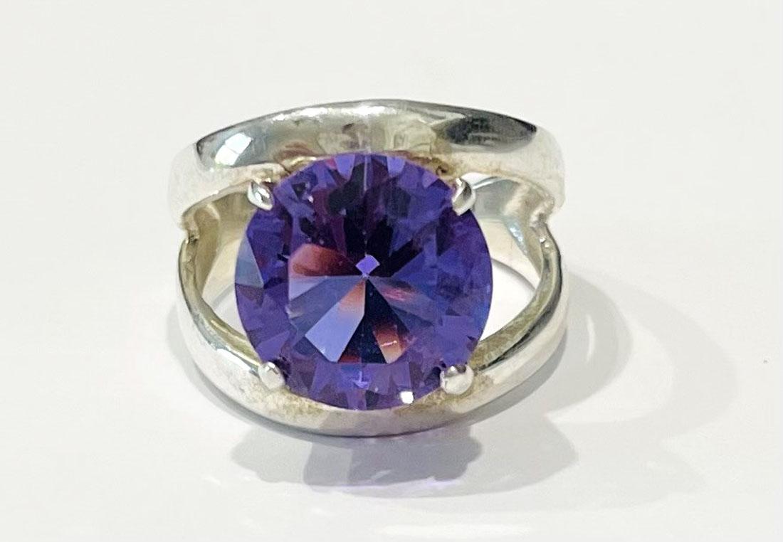 GORGEOUS LAVENDER AMETHYST 5CT ROUND RING (1 of 1)